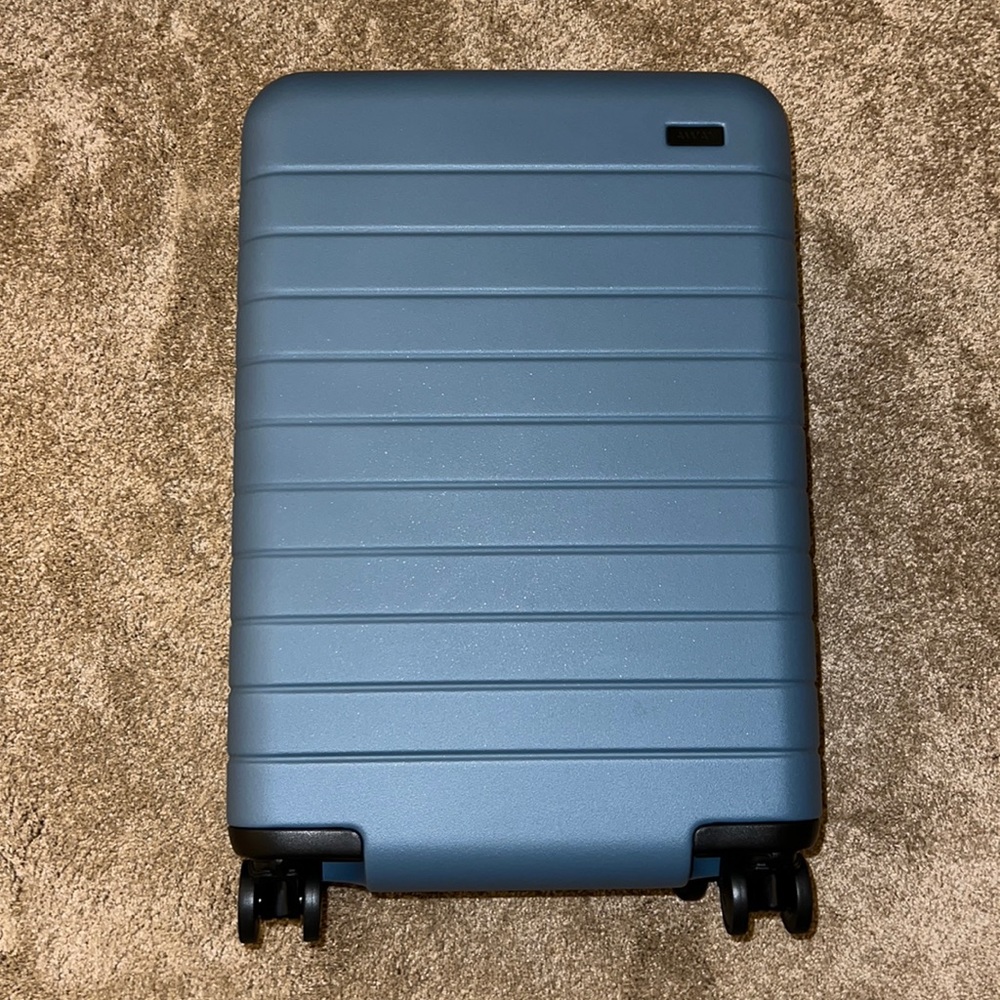 Away Luggage Bigger Carry-ON
